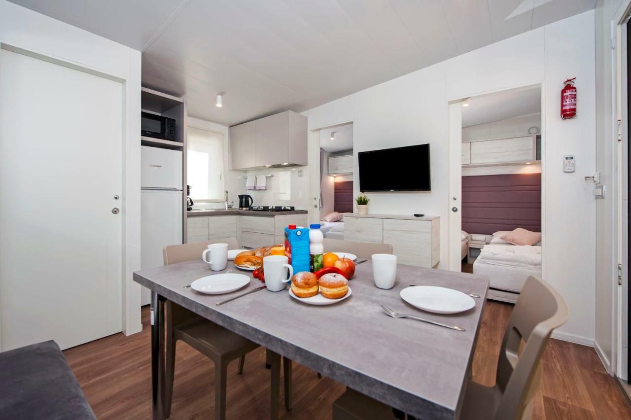 Eurocamp Mobile Homes At Campsite Puntica 3* Funtana